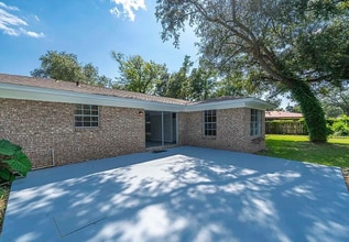 7541 Coleridge Rd in Panama City, FL - Foto de edificio - Building Photo