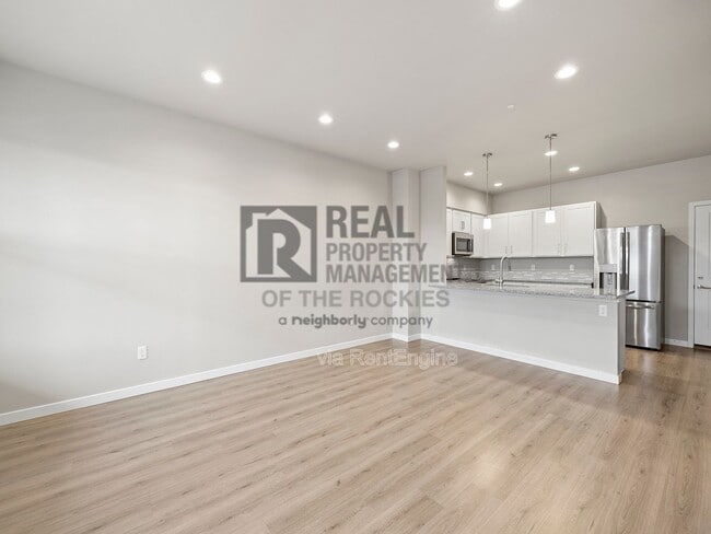 744 Wagon Trail Rd in Fort Collins, CO - Building Photo - Building Photo