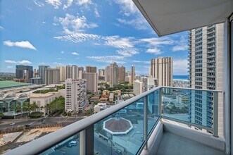 1631 Kapiolani Blvd in Honolulu, HI - Building Photo - Building Photo