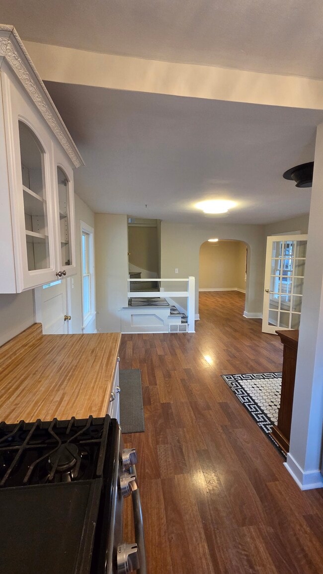 120 N Harrison St in Delavan, WI - Foto de edificio - Building Photo