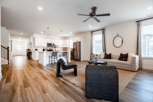 Cottages at Thrasher in Hixson, TN - Building Photo