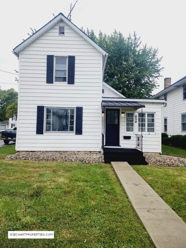 property at 654 S Dana Ave