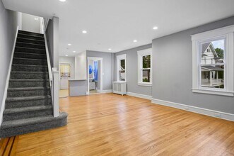 201 W Ashland Ave in Glenolden, PA - Building Photo - Building Photo