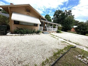 136 N 15th St in Fort Pierce, FL - Building Photo - Building Photo