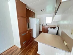 1231 Alexander St in Honolulu, HI - Building Photo - Building Photo