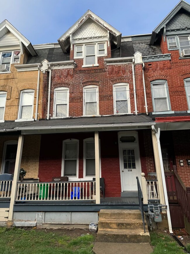 property at 116 N 11th St