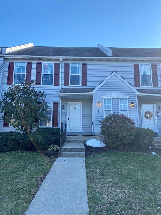 708 Chessie Ct in West Chester, PA - Building Photo - Building Photo