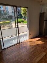 10350 Almayo Ave in Los Angeles, CA - Building Photo