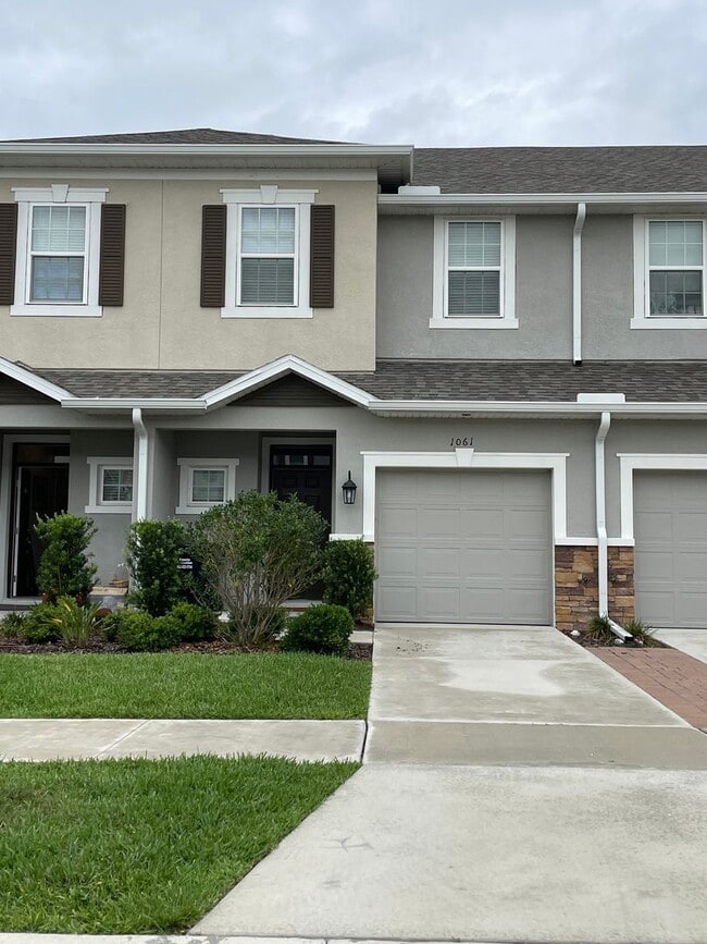 property at 1061 Amber Leaf Trl