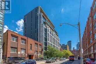 32 Camden St in Toronto, ON - Building Photo - Building Photo