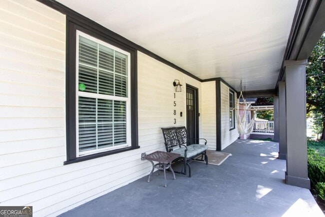 property at 1583 Elixir Ave SW