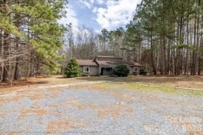 136 Brentwood Dr in Troy, NC - Building Photo