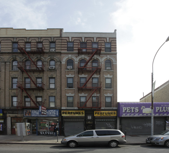 124 Graham Ave in Brooklyn, NY - Building Photo - Building Photo