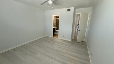 4737 Sable Pine Cir in West Palm Beach, FL - Building Photo - Building Photo