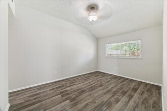 10032 Ridgecoral Dr in Houston, TX - Building Photo - Building Photo