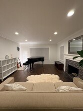 1204 Lubich Dr in Mountain View, CA - Building Photo - Building Photo