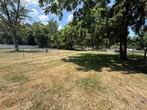 9622 Maplewood Ave in Bridgman, MI - Building Photo - Building Photo