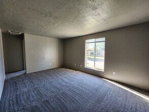 1805 Shannon Cir in Salt Lake City, UT - Building Photo - Building Photo
