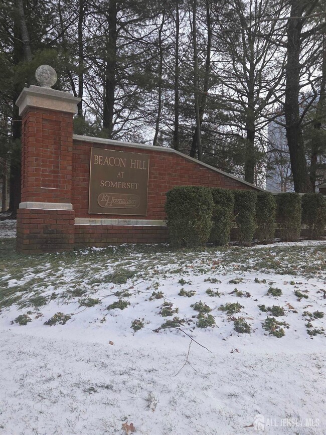 9 Ruby Ct in Franklin Township, NJ - Building Photo - Building Photo