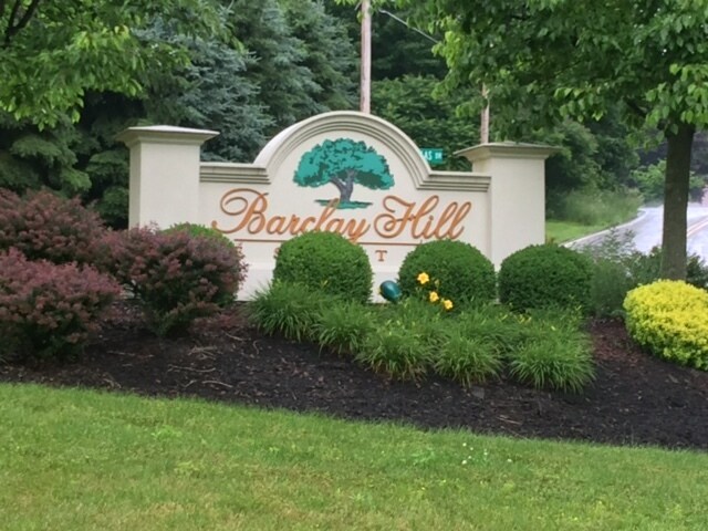 74 Nicholas Dr in Beaver, PA - Building Photo