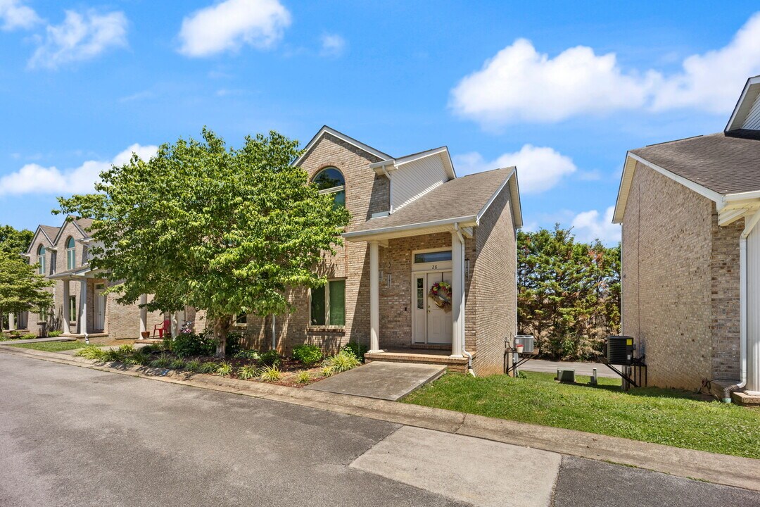 27 Jahan Dr in Somerset, KY - Building Photo