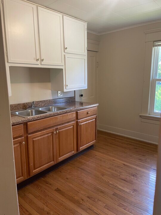 283 Wood St in Mansfield, OH - Foto de edificio