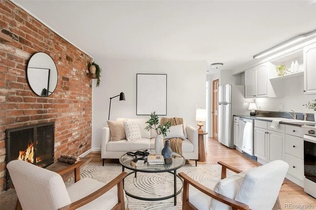 property at 155 S Pennsylvania St