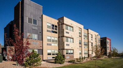 Apex Meridian in Englewood, CO - Building Photo - Building Photo