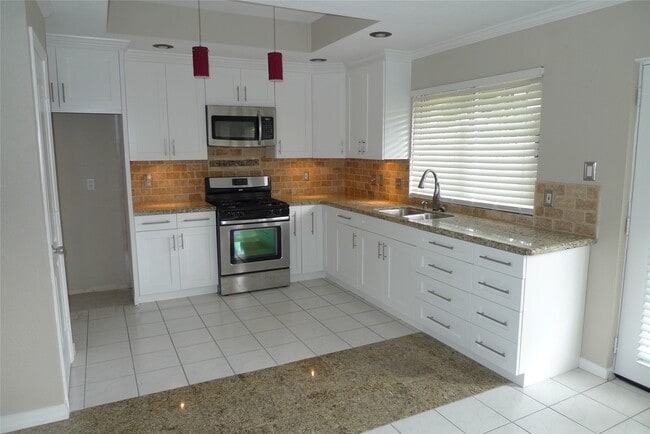 property at 15406 Ensenada Dr