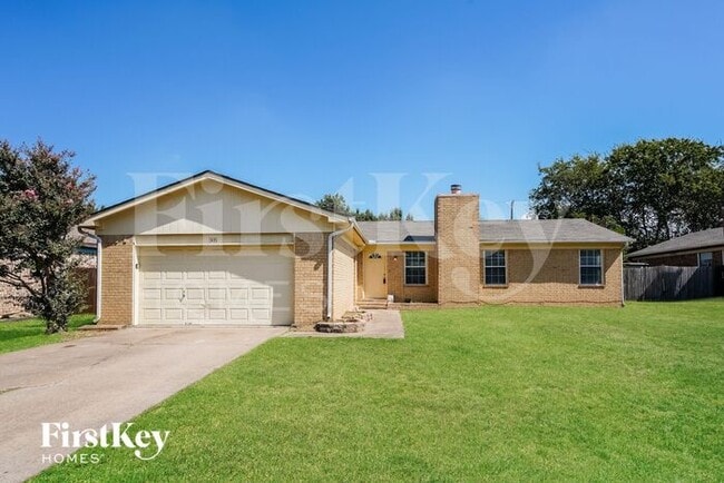 505 S Waxahachie St