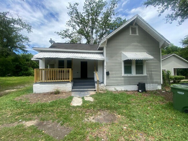 property at 1513 23rd St
