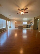 5406 Meadow Canyon Dr in Sugar Land, TX - Building Photo - Building Photo