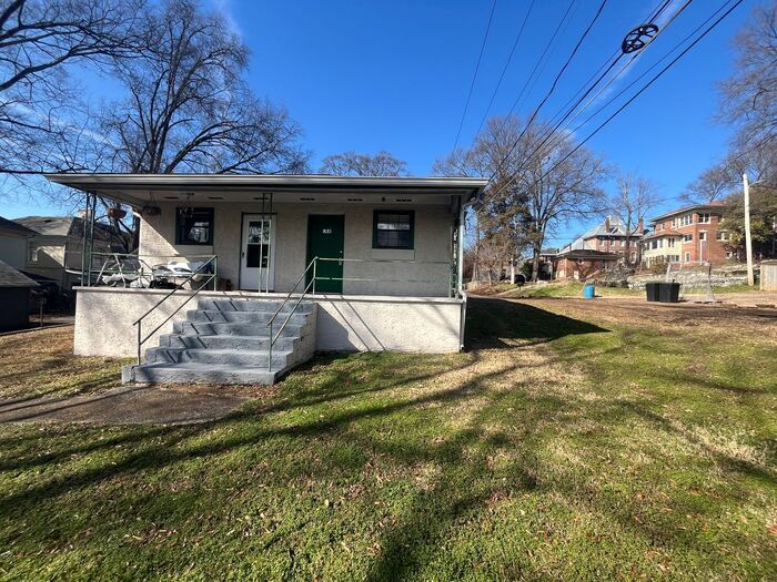 835 Clark St in Chattanooga, TN - Building Photo