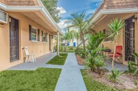 Uptown Villas 68 in Tampa, FL - Building Photo - Building Photo