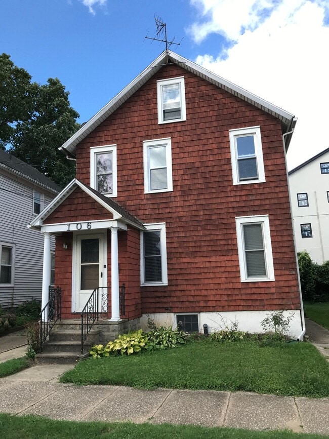 property at 106 Plum St