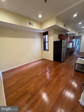 755 S 8th St in Philadelphia, PA - Building Photo - Building Photo