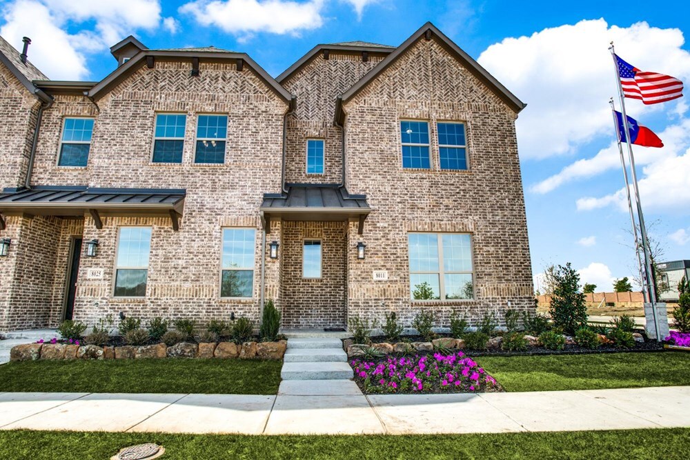 8011 Snowmass Dr in Frisco, TX - Foto de edificio