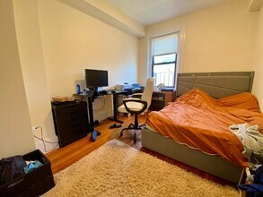 881 Massachusetts Ave, Unit 34 in Cambridge, MA - Foto de edificio - Building Photo