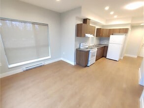 20067-20072 72 Ave in Langley, BC - Building Photo - Building Photo