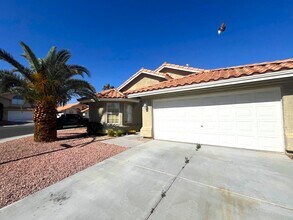 5044 Monte Del Sol Ln in North Las Vegas, NV - Building Photo - Building Photo