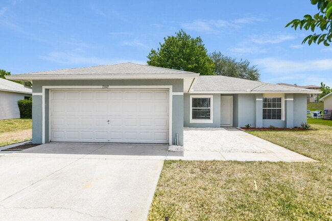 13449 Silver Leaf Cir