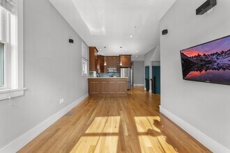 248 C St in Boston, MA - Building Photo - Building Photo