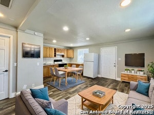 116 Dolores Ave in San Antonio, TX - Building Photo - Building Photo