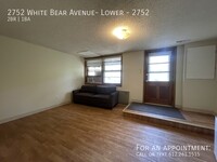 2752 White Bear Ave in Maplewood, MN - Building Photo - Building Photo