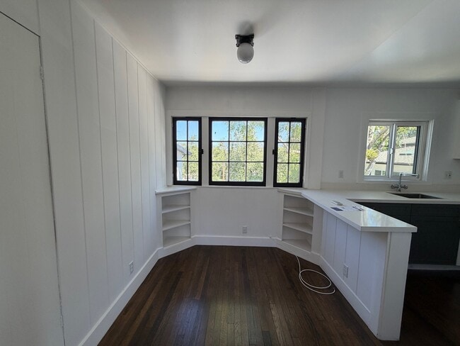 409 Wheeling Way in Los Angeles, CA - Building Photo - Building Photo