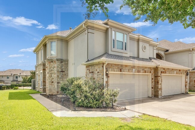 property at 1101 E Parmer Ln
