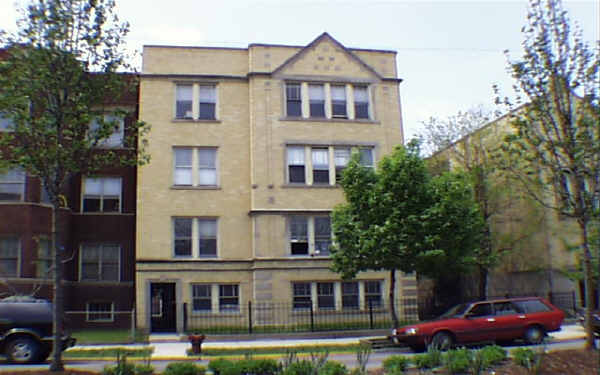 4630-4632 N Ashland Ave in Chicago, IL - Foto de edificio