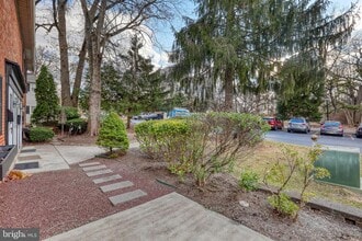 606 Yardley Commons in Yardley, PA - Building Photo - Building Photo