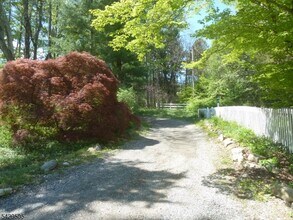 89 Asbury Rd in Hackettstown, NJ - Building Photo - Building Photo