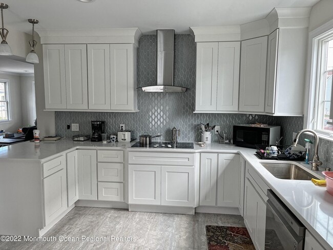 property at 101 15th Ave